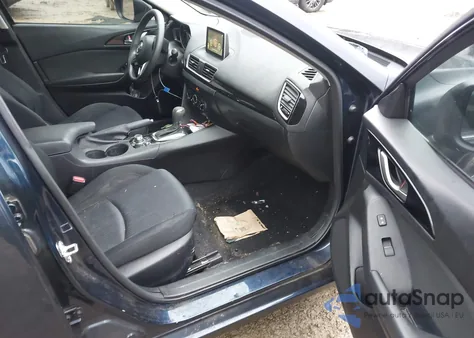 2016 Mazda Mazda3 I Sport z USA, uszkodzony, nr VIN 3MZBM1U71GM320457